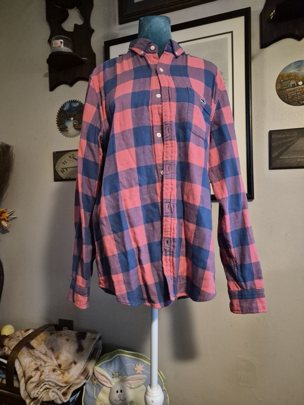 ​Vineyard Vines Slim Fit Tucker Shirt Pink and Blue Plaid Flannel Size L